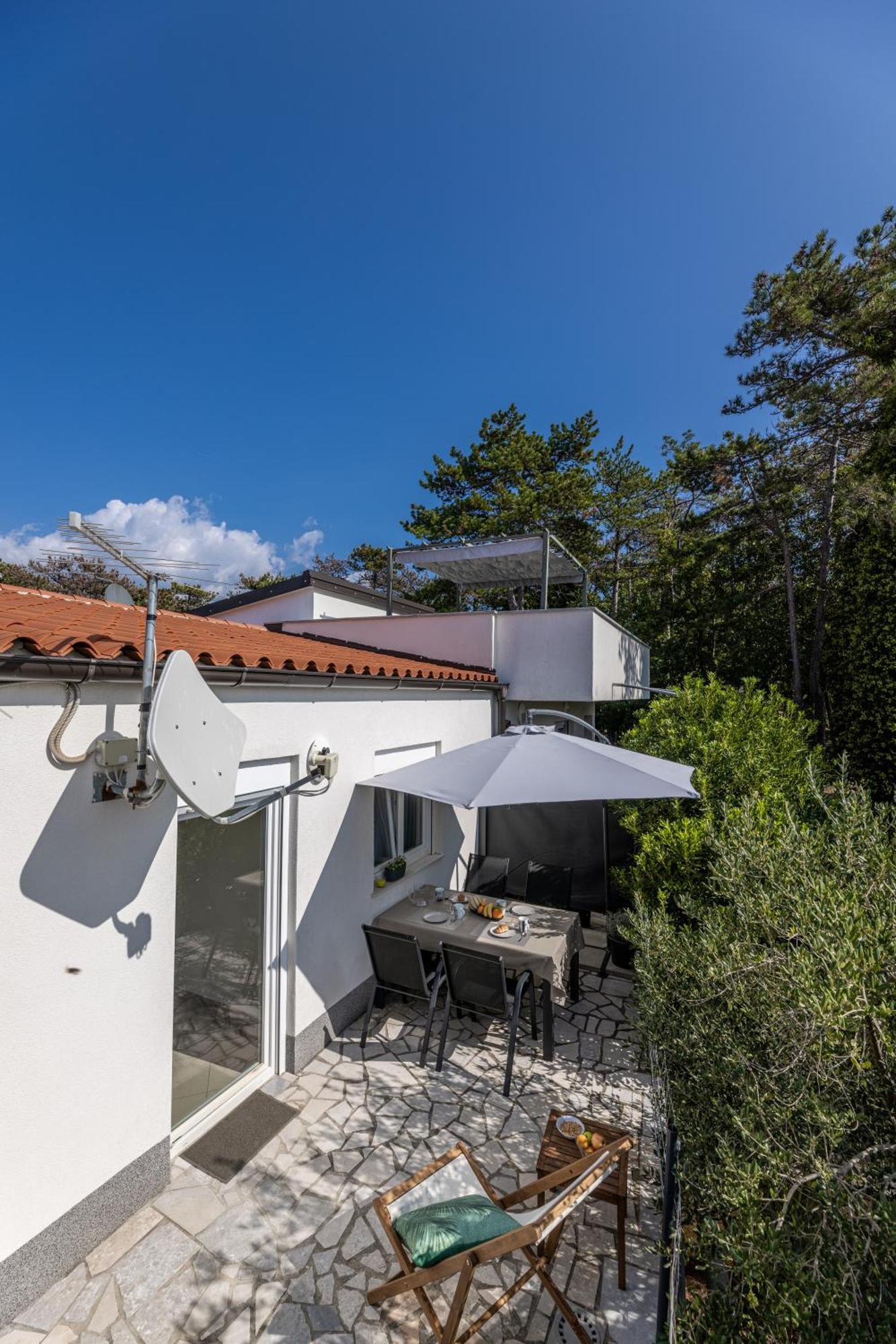 Apartments Lacrima Šilo Exteriör bild